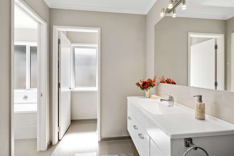 7 Ryder Drive Waiwhakaiho_11