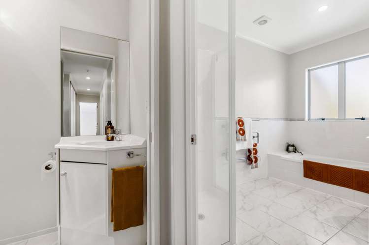 1 Tyburn Lane Unsworth Heights_19