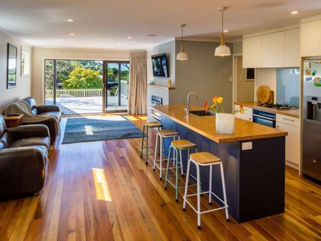 1 Donlin Road Pukerua Bay_2