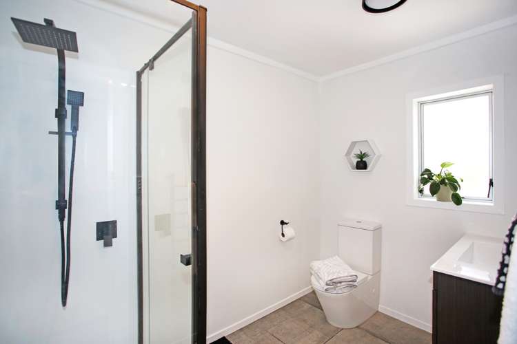 21 View Road Papakura_15