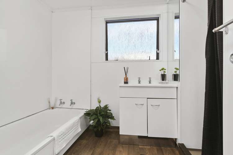 2/8 James Walter Place Mount Wellington_8