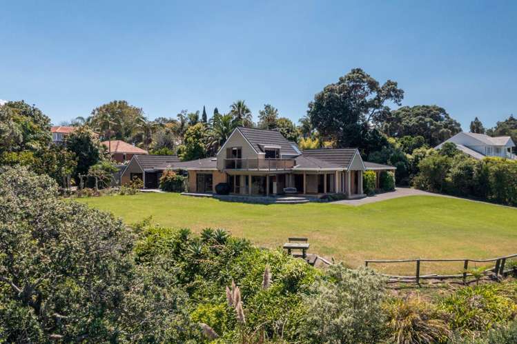 59 Rock Isle Road Torbay_27