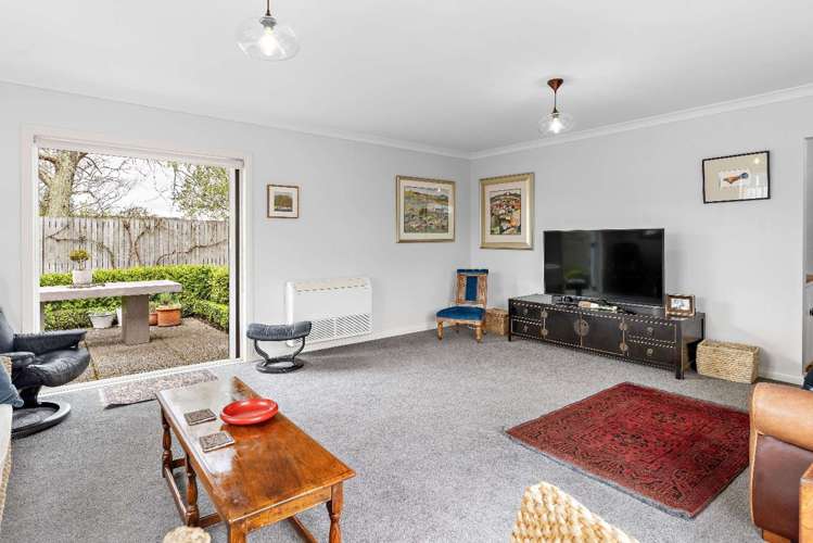 183A High Street Carterton_18