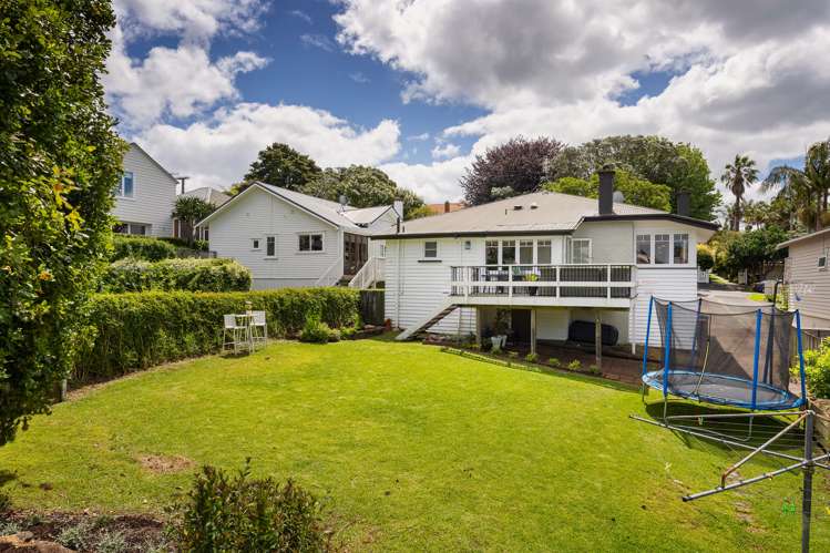 4 Summit Drive Mount Albert_29