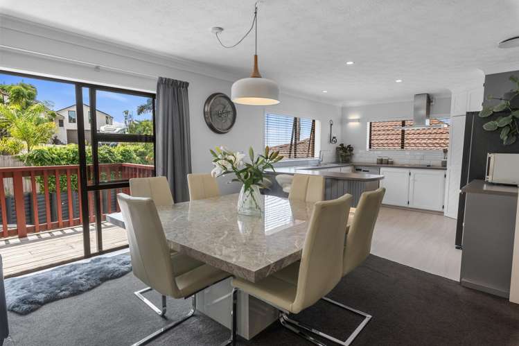 2/57 Nigel Road Browns Bay_4