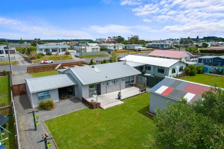 99 Seabury Avenue Foxton Beach_23
