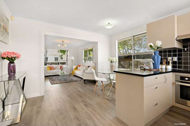 1/3 Tomintoul Place Highland Park_4