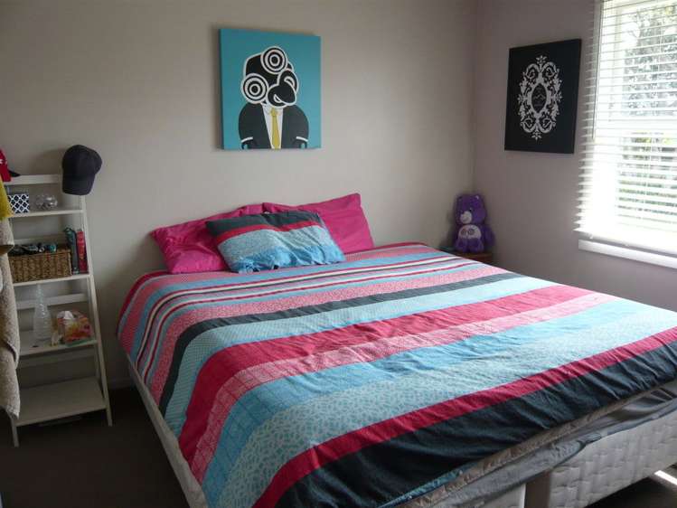 22 Montmere Avenue Te Atatu Peninsula_10