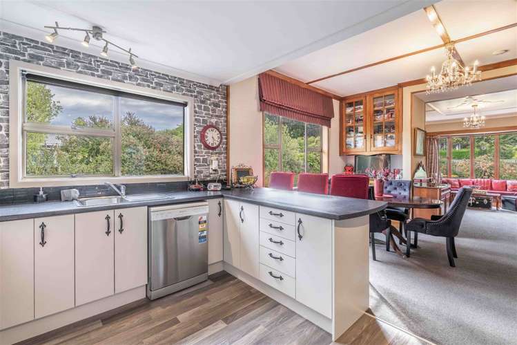 43 Watt Road Otatara_5