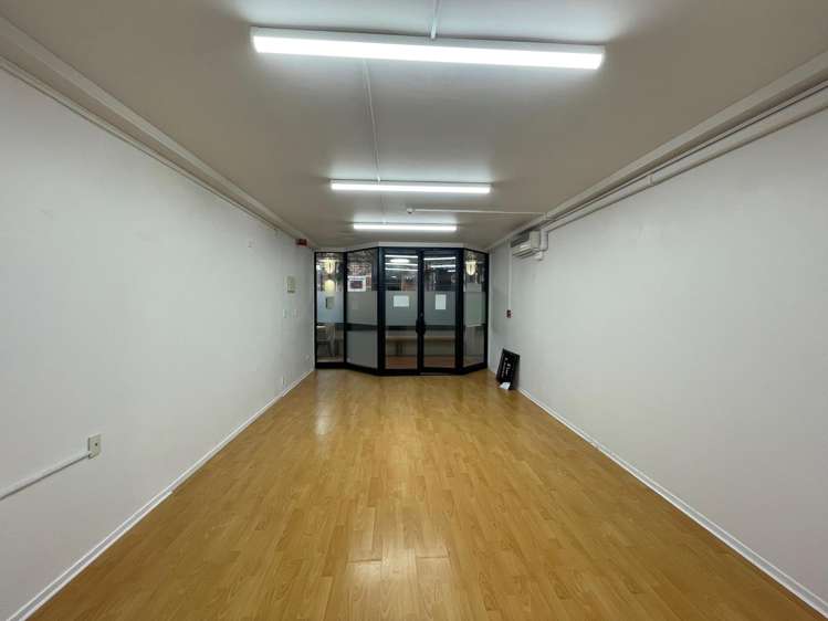 Shop 4/5-15 Victoria Road Devonport_2