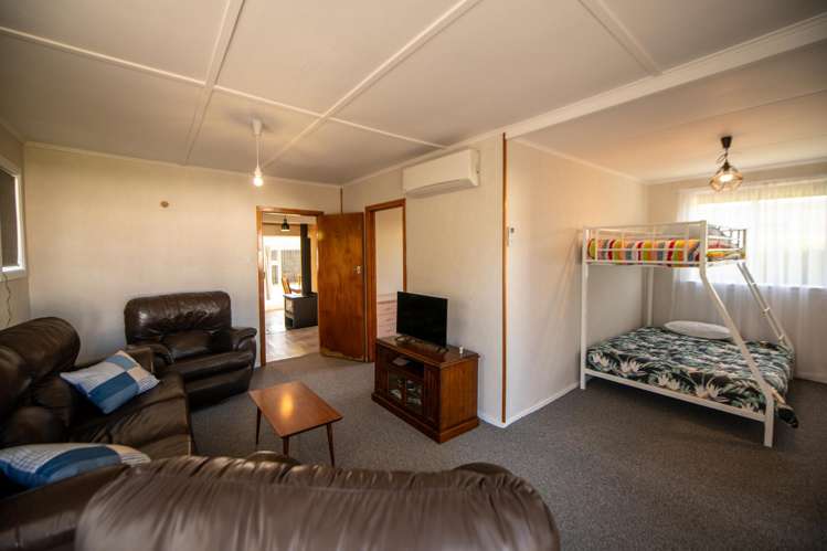 11 Noble Street Pounawea_10