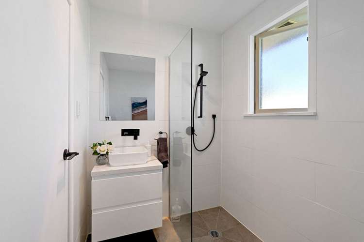 126 Foremans Road Islington_11