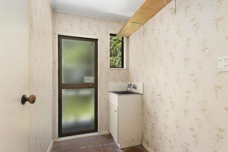 16 Penguin Grove Waitangirua_10