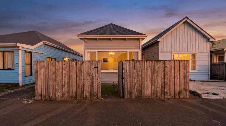 138 Rongotai Road Kilbirnie_11