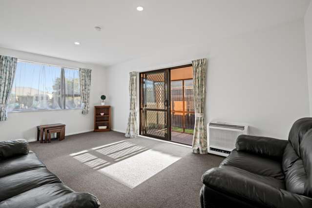 2/20 Kirsten Place Parklands_1