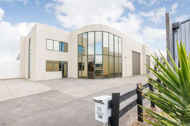 Workshop, warehouse and offices
