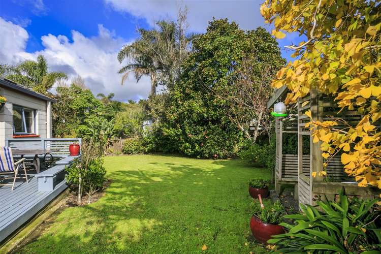 229 Lake Road Belmont_26