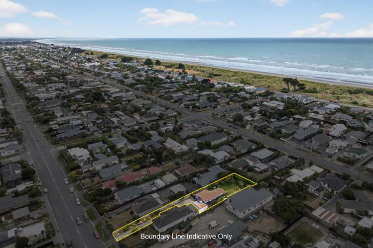 2/207 Estuary Road South New Brighton_17