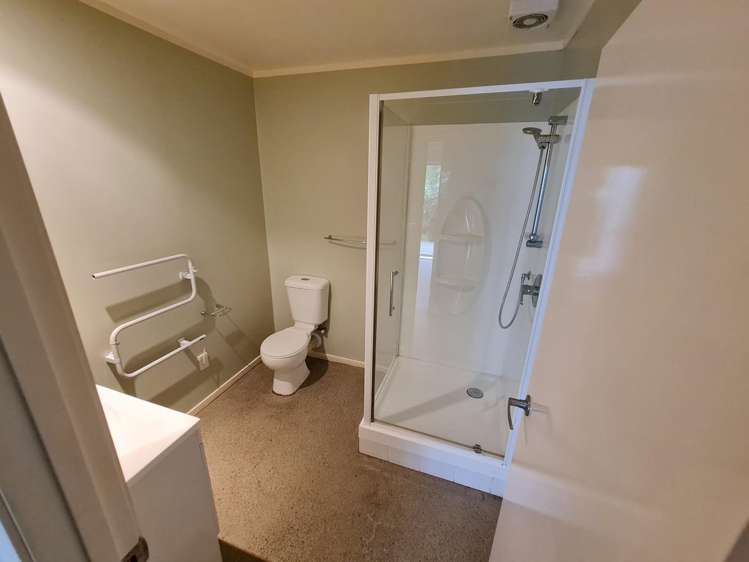 66 Rauhuia Crescent Parau_13