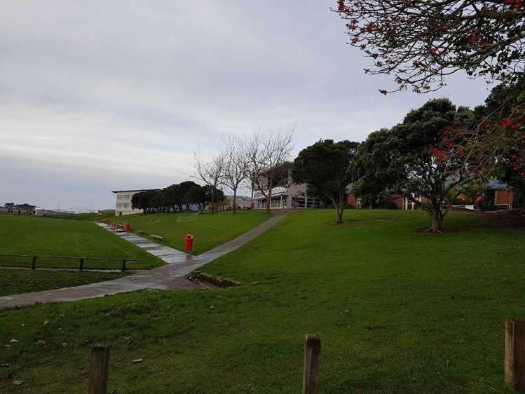 4 Shelby Place Long Bay_11