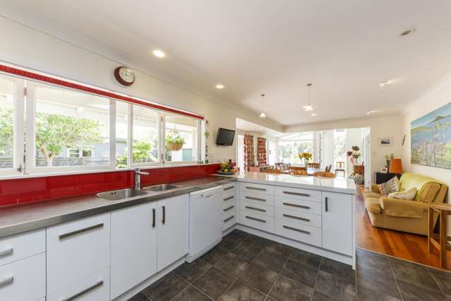 2 Williams Terrace Fitzherbert_2