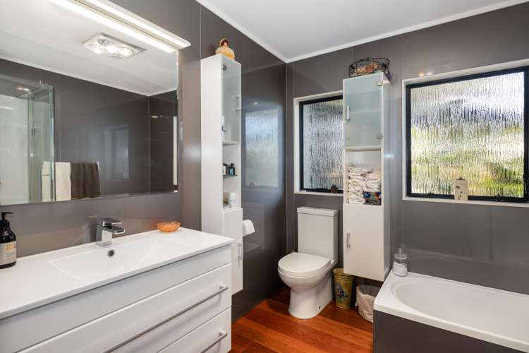 66 Guadeloupe Crescent Grenada Village_16