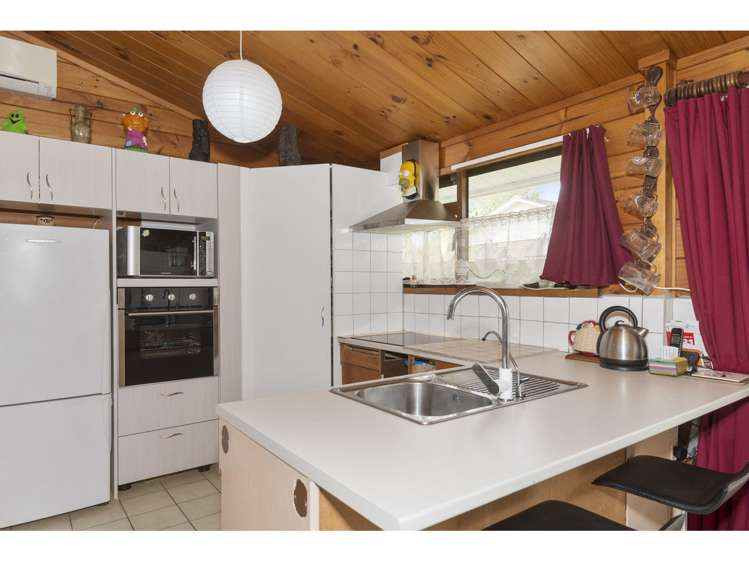 10 Galilee Avenue Red Hill_7