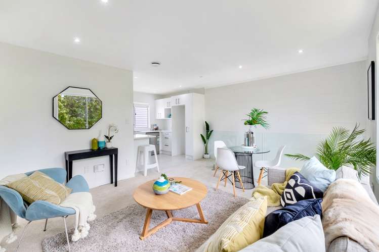 4/45 Willcott Street Mount Albert_1