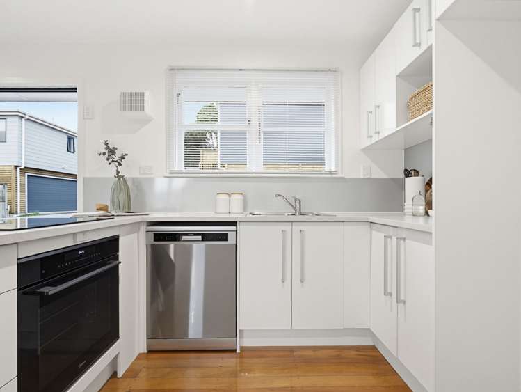 18 Buller Crescent Manurewa_7