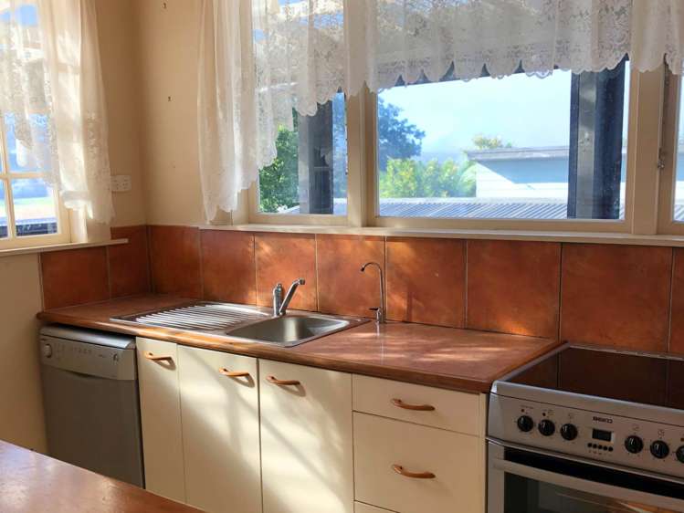 7 Union Street Hikurangi_1