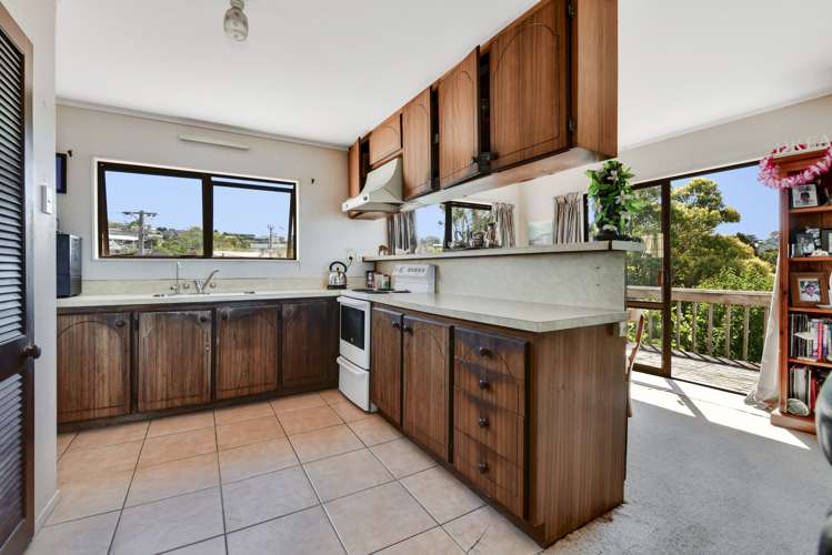 26 Deerness Crescent Algies Bay_5