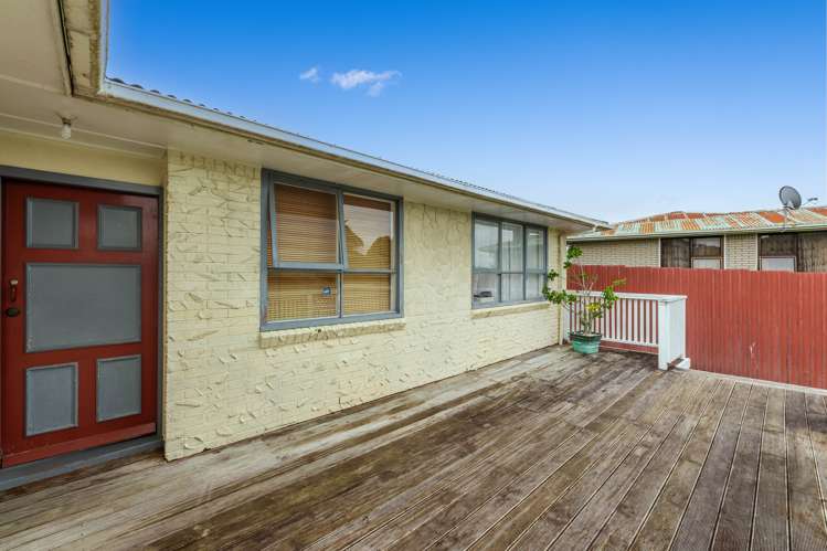33 Imrie Avenue Mangere_12