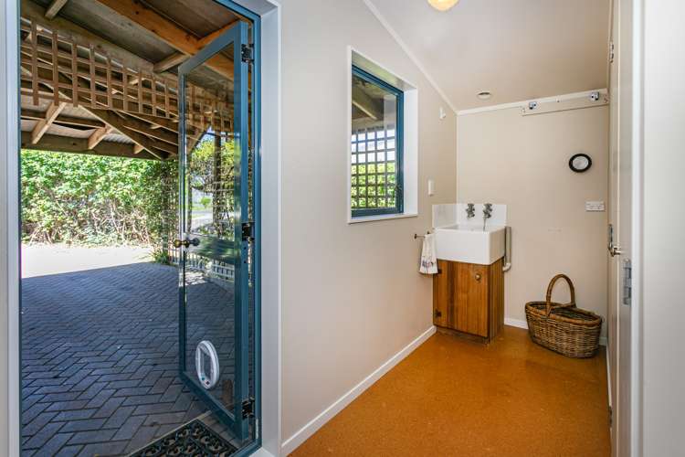 35 Michelle Lane Hahei_18