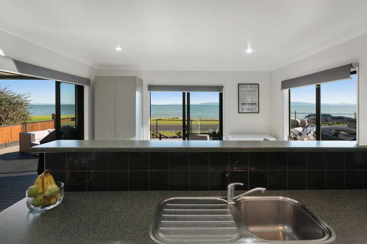 882 Thames Coast Sh25 Road Te Mata_7