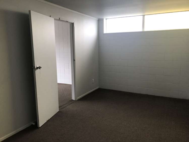 2 Cramond Drive Mangere East_12