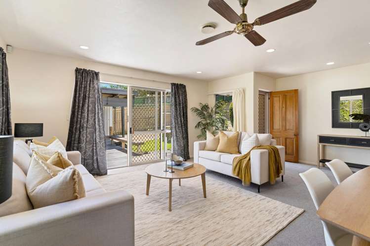 2/40 Edgeworth Road Glenfield_8