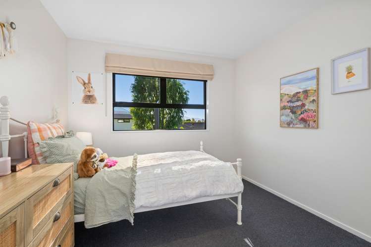 8 Bradleigh Park Fairhall_23