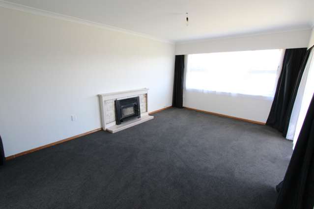 89 Tyndall Street Pahiatua_2