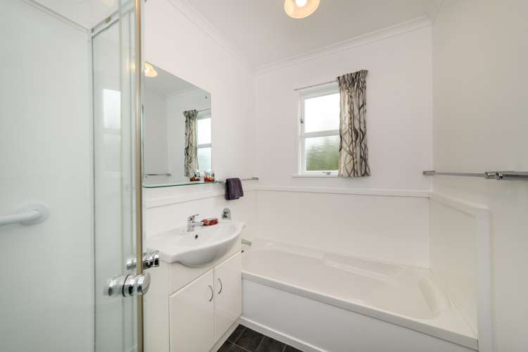 12 Dewe Avenue Feilding_20