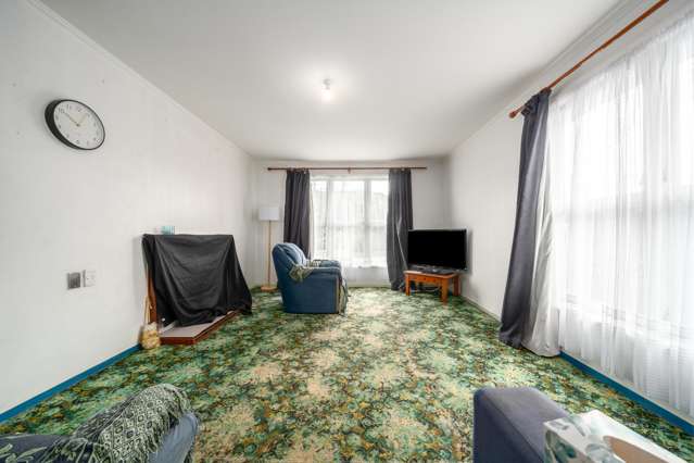 78 Champion Street Cannons Creek_4