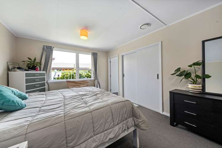 8 Washington Crescent Redwoodtown_13