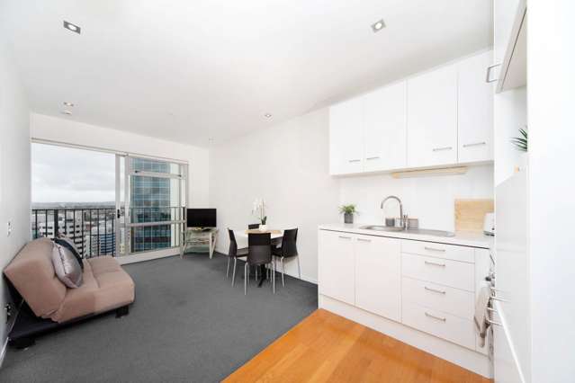 24A/16 Gore Street City Centre_1