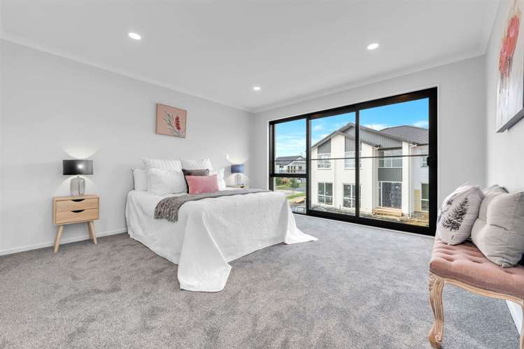 30 Ballyalton Crescent Flat Bush_16