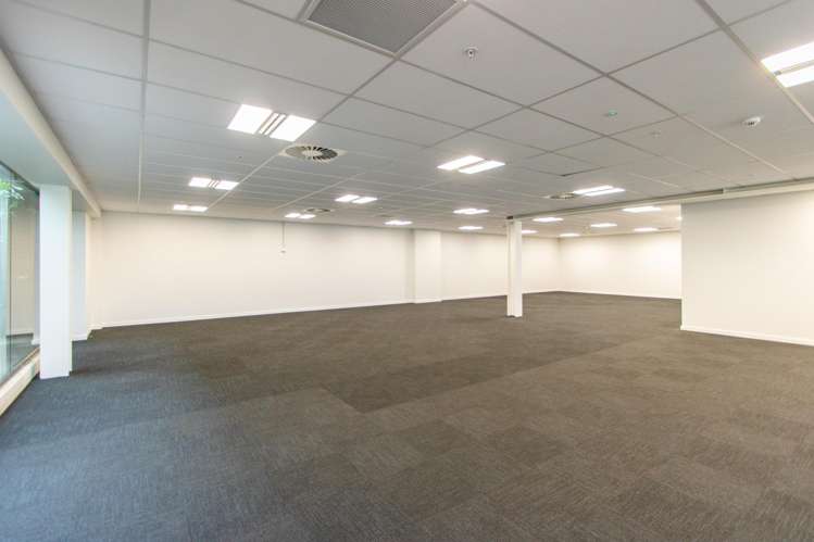 2/215 Shakespeare Road Milford_5