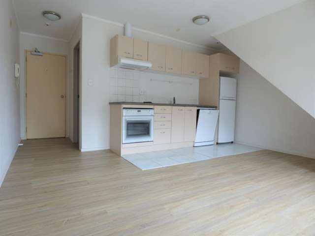 63/146 Fanshawe Street 10015_3