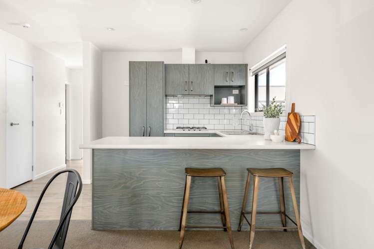 1/74 Claude Street_4