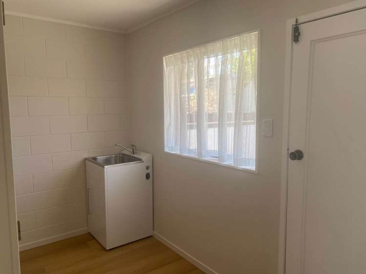 2/50 West Street Pukekohe_4