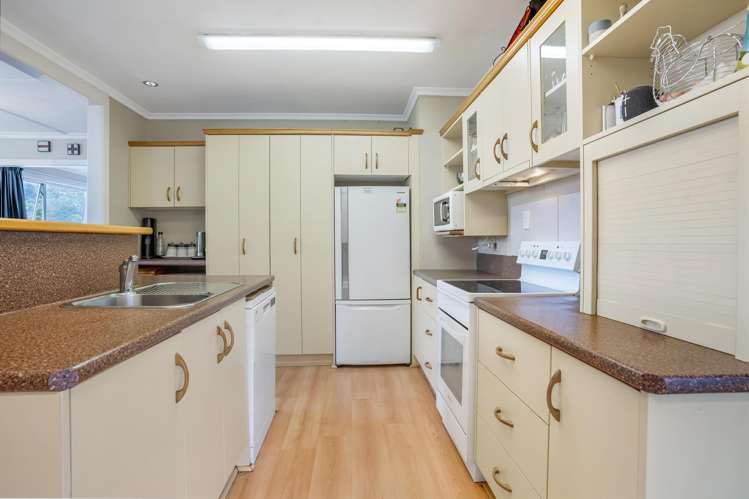 30 and 32 Level Street Dipton_19