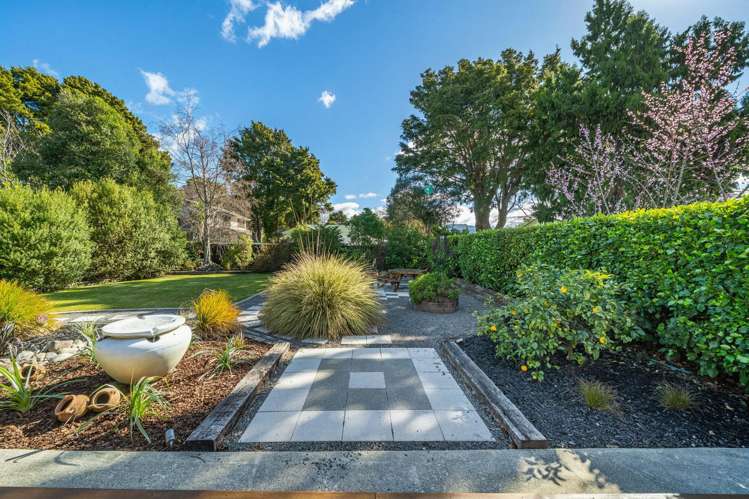 8 Benzie Avenue Wallaceville_17
