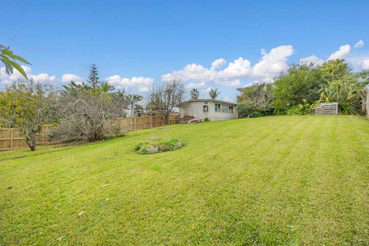 131 Arran Road Browns Bay_14